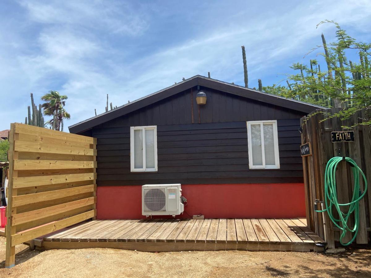 Cozy Studio With Private Spa Oranjestad Zewnętrze zdjęcie